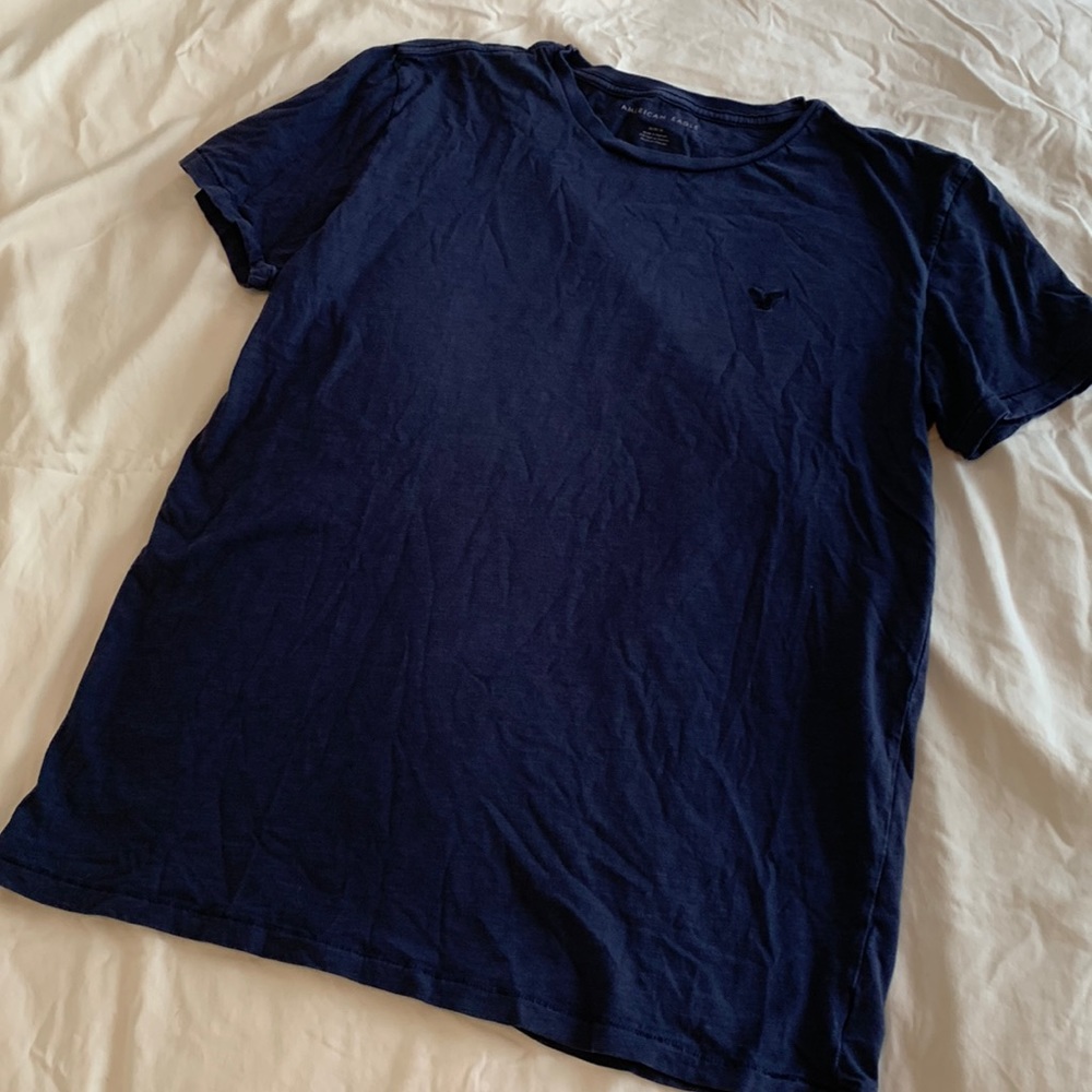 American Eagle Men’s Super Soft T-Shirt Medium